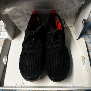 - Nike Air VaporMax Flyknit 3 "Black Snakeskin"